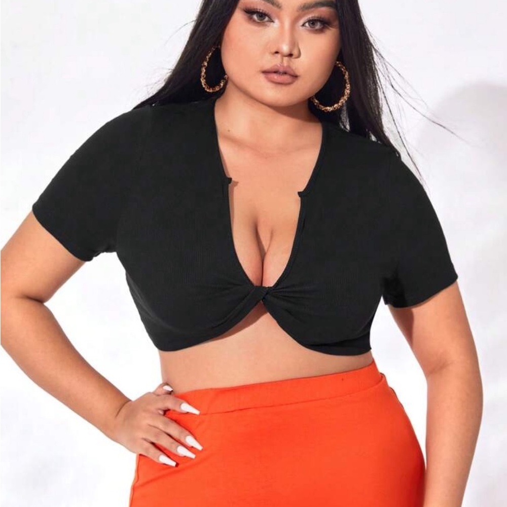 crop tee